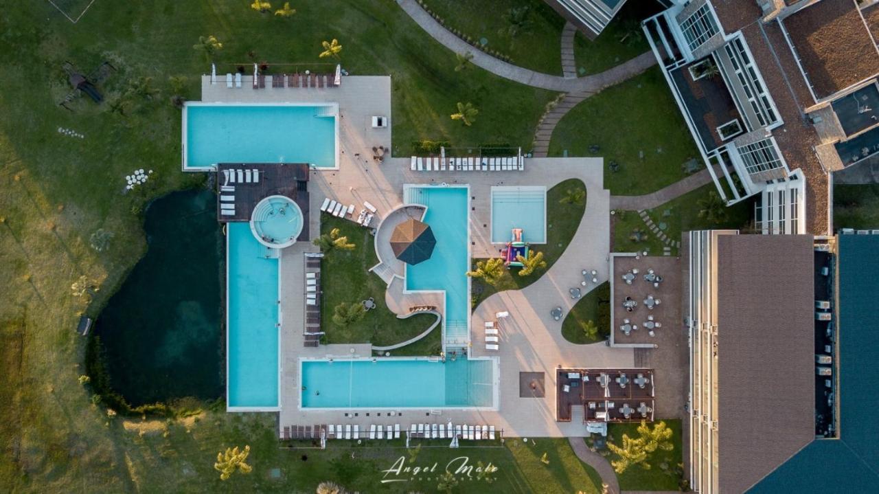Altos Del Arapey All Inclusive, Golf & Spa テルマス・デル・アラペイ エクステリア 写真